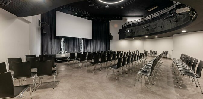 Eventlocation novum Lerchenfelder Straße - Mainhall mit Theaterbestuhlung