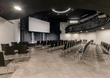 Eventlocation novum Lerchenfelder Straße - Mainhall mit Theaterbestuhlung