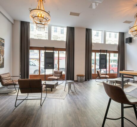 Eventlocation novum Lerchenfelder Straße - Lobby mit Kaffeehaus Setting