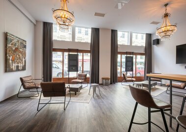 Eventlocation novum Lerchenfelder Straße - Lobby mit Kaffeehaus Setting