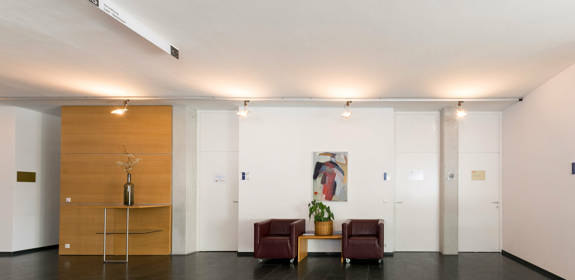 Veranstaltungszentrum novum Innsbruck Ost - Foyer im Erdgeschoss