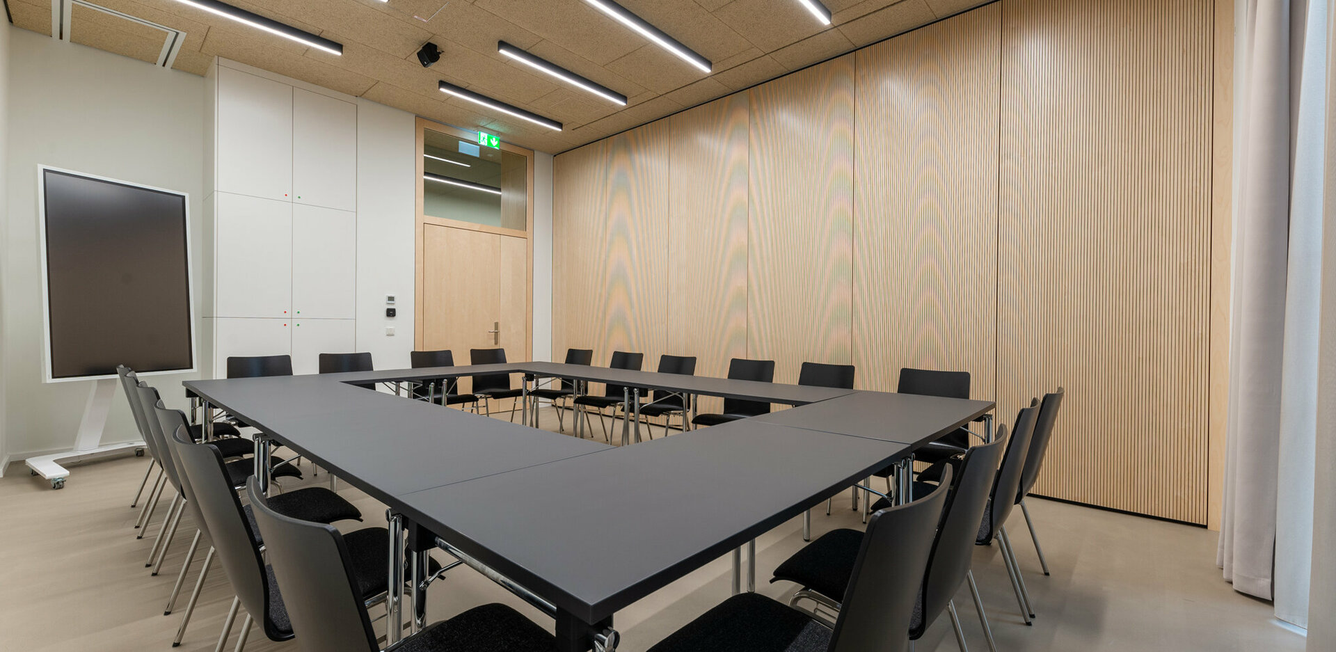 Eventlocation novum Innsbruck Mitte - Seminarraum 2 mit O-Bestuhlung