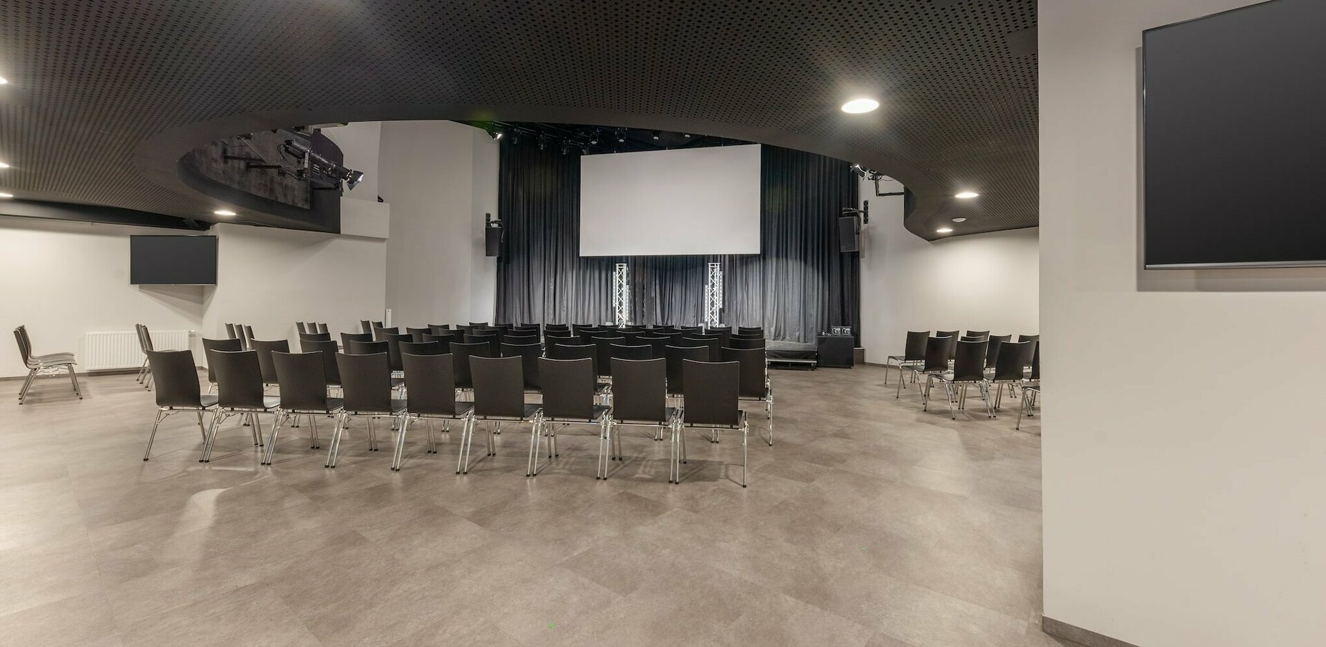 Eventlocation novum Lerchenfelder Straße - Mainhall mit Theaterbestuhlung