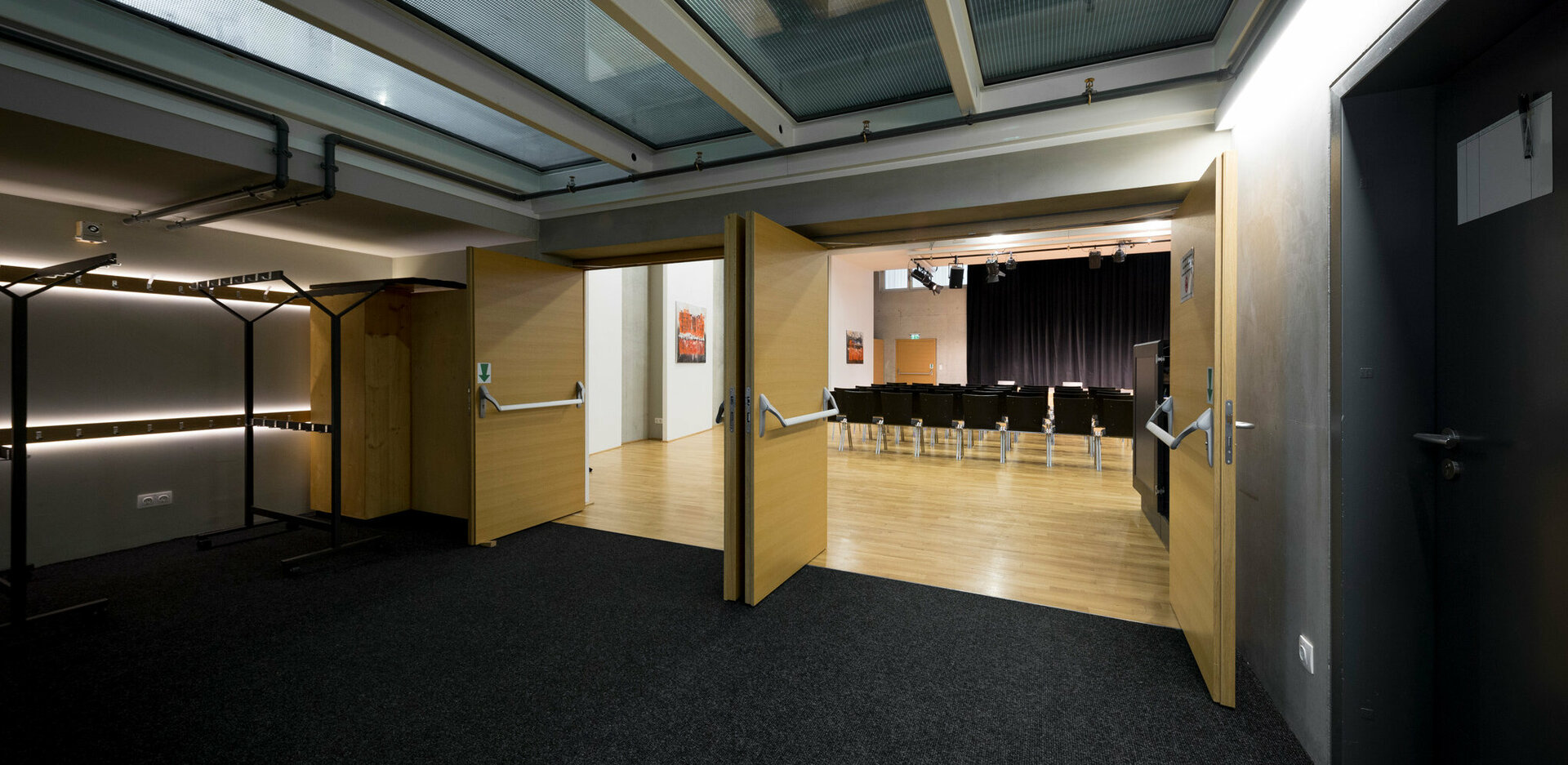 Veranstaltungszentrum novum Kufstein - Eingang zum Kaisersaal