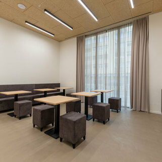 Eventlocation novum Innsbruck Mitte - Freiraum im Caféhaus Setting