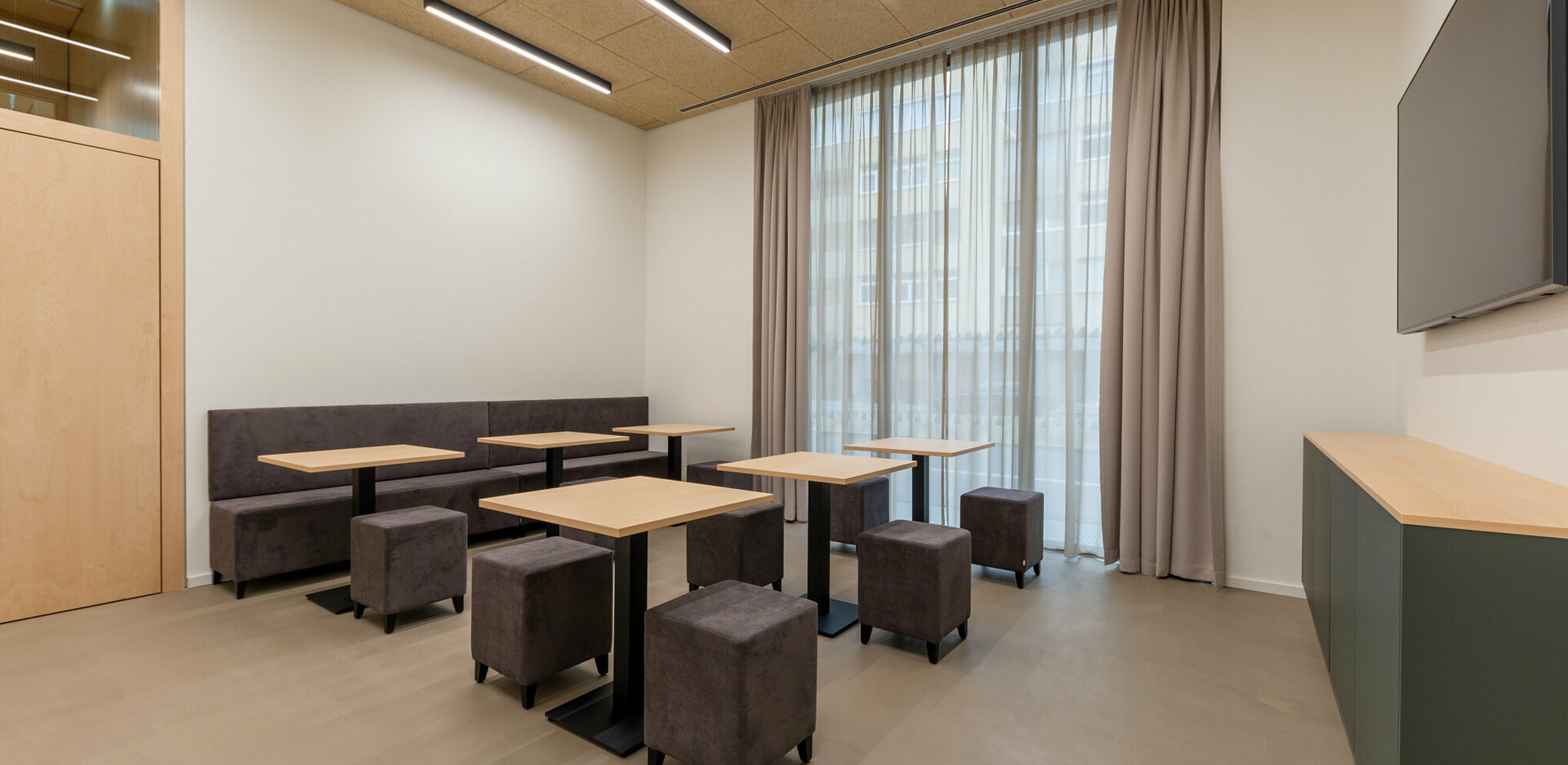 Eventlocation novum Innsbruck Mitte - Freiraum im Caféhaus Setting